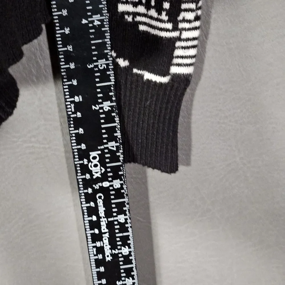 Hot Topic Sweater Womens Small Black White Stretch Skulls Cardigan Rock Punk
